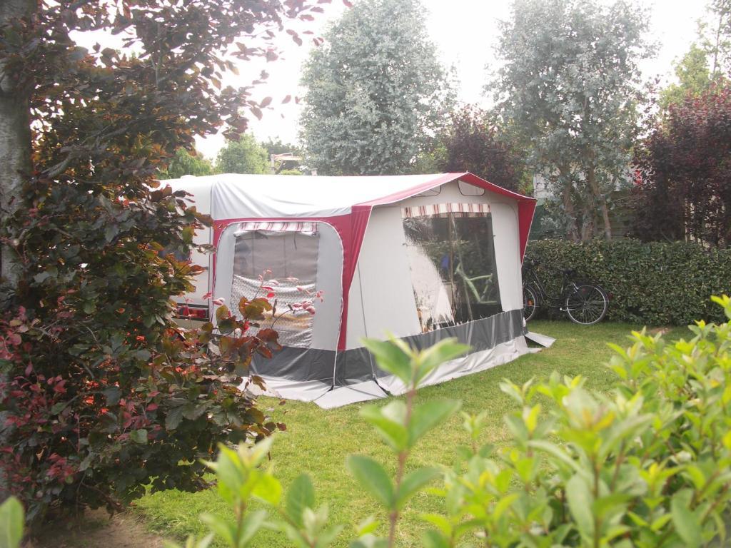 فندق La Trinité-sur-Merفي  Camping De La Baie المظهر الخارجي الصورة